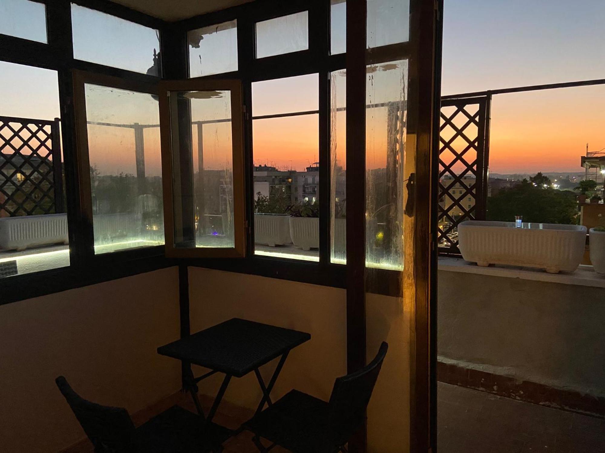 Attico Panoramico Gardenie Apartamento Roma